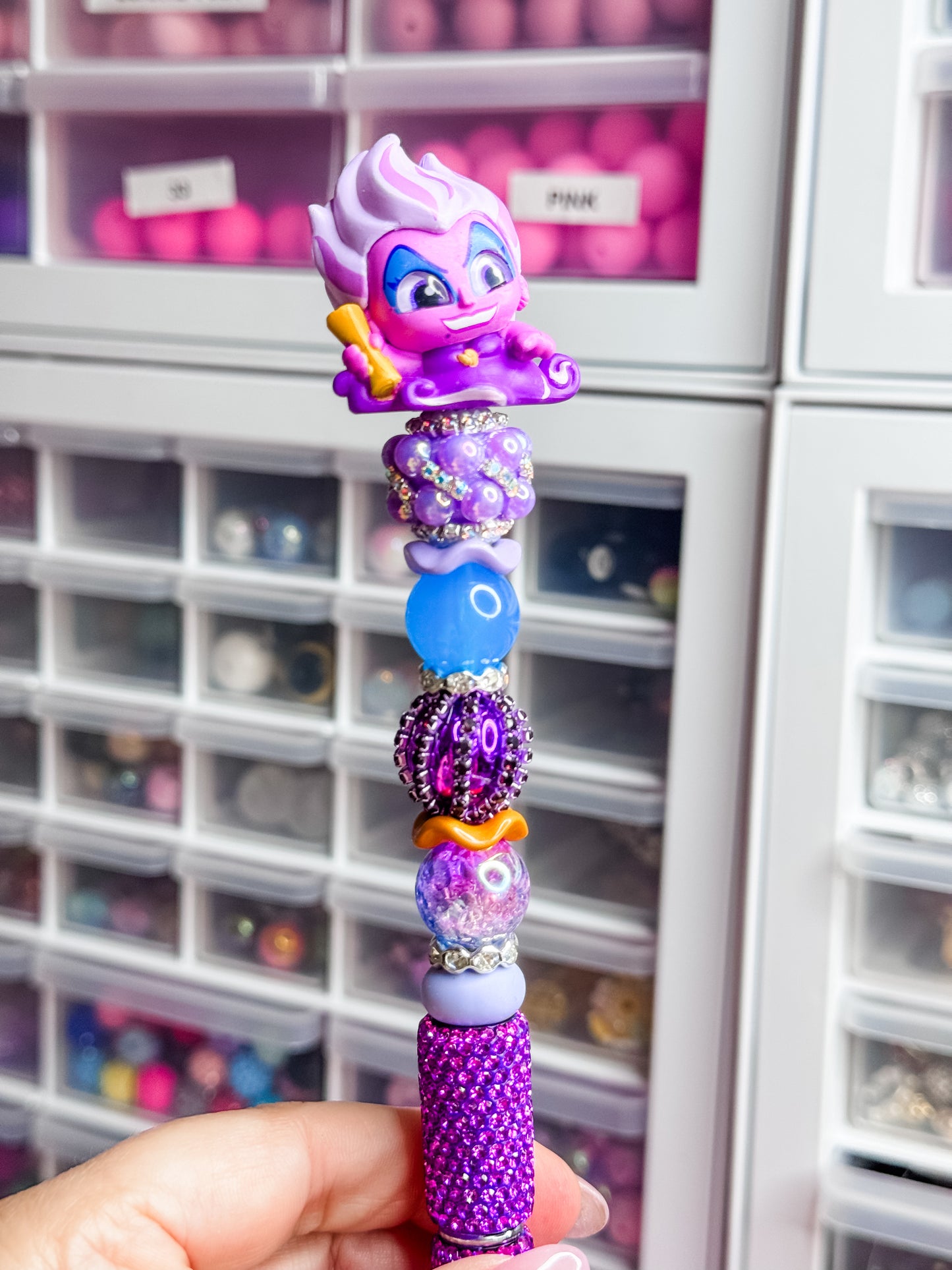 Neon pop Ursula